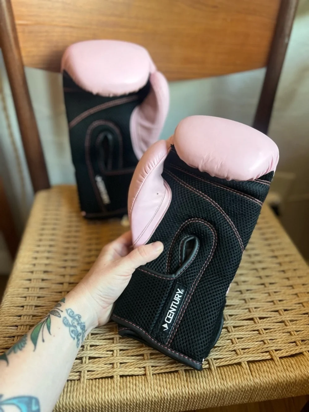 Century Boxing Gloves Pink Black Training Sparring Gloves Kickboxing Fitness